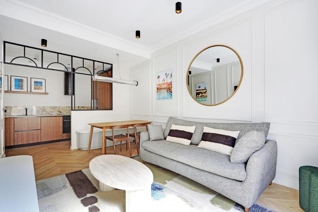 Pick A Flat'S Apartment In Triangle D'Or - Pierre 1Er De Serbie Paris Exterior photo