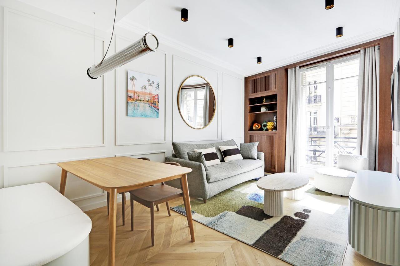 Pick A Flat'S Apartment In Triangle D'Or - Pierre 1Er De Serbie Paris Exterior photo